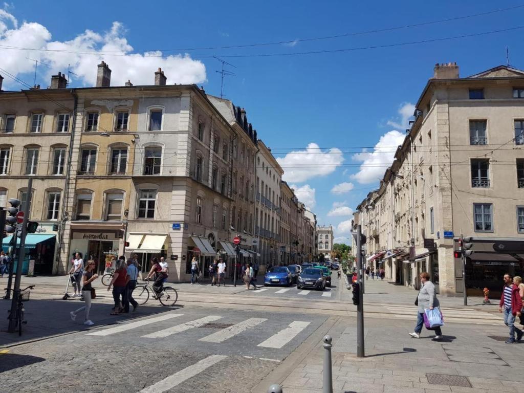 Nancy Hypercentre 25 Rue Saint Georges, 2E Etage Apartment Bagian luar foto